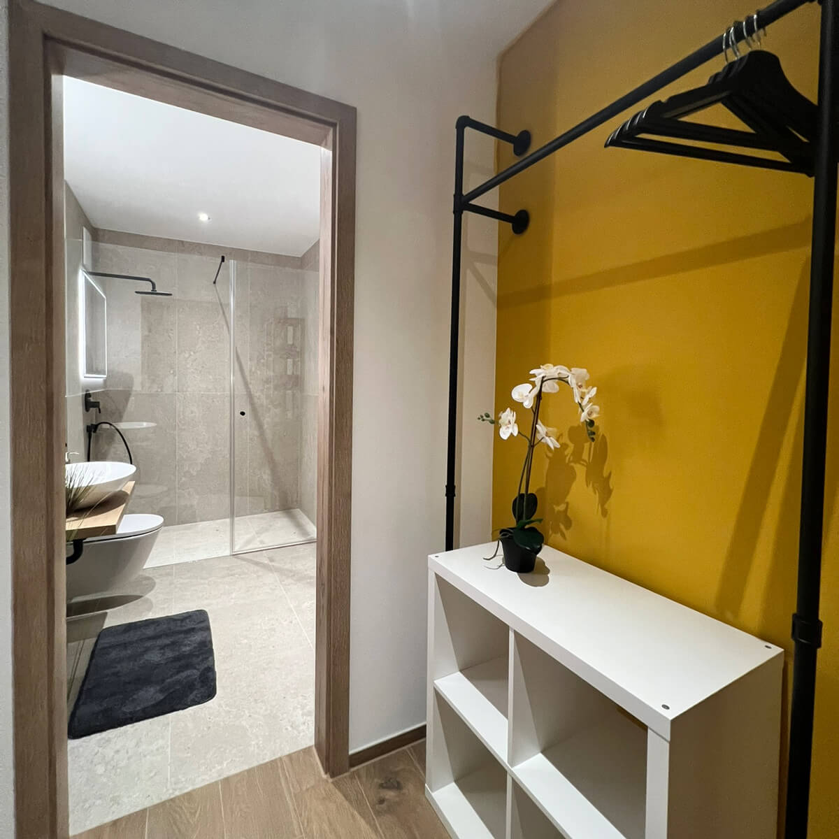 Apartmenthaus-Dorfen-Apartment-2-Souterrainwohnung-Flur
