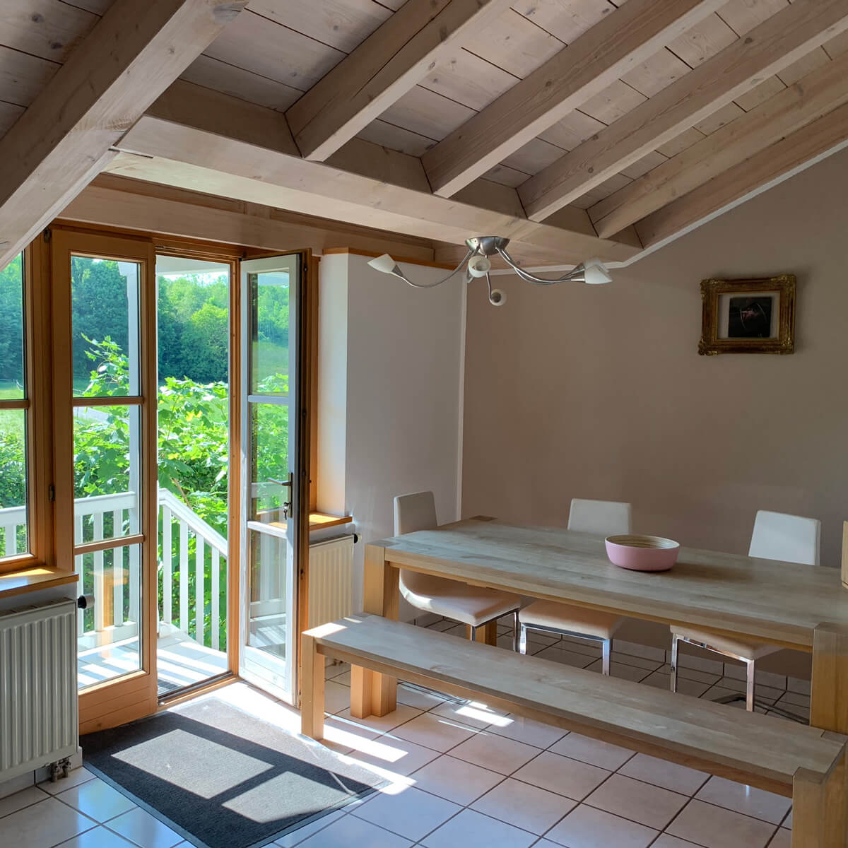 Ferienwohnung-Assling-offene-Essbereich