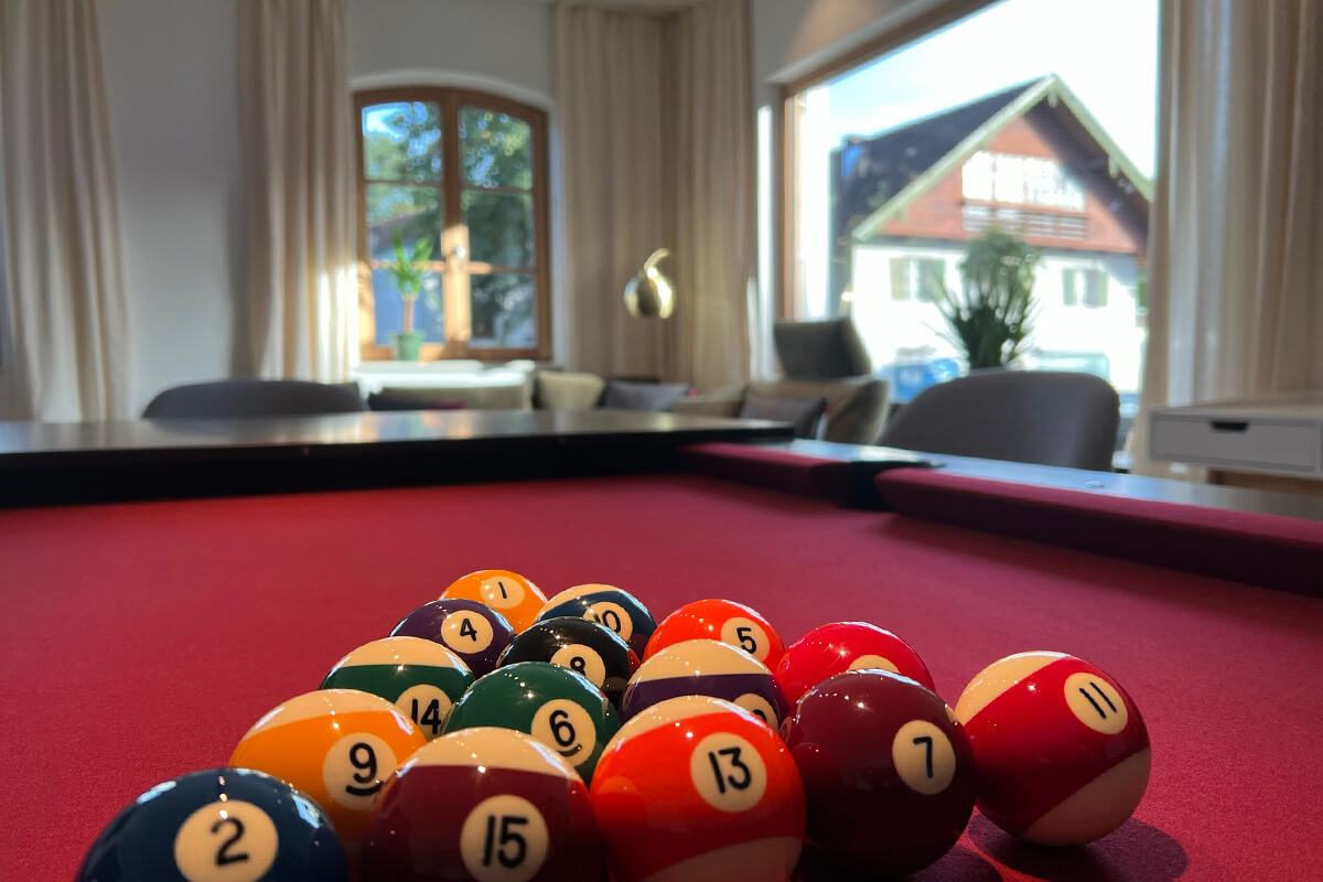 Ferienwohnungen in Glonn - Billardtisch